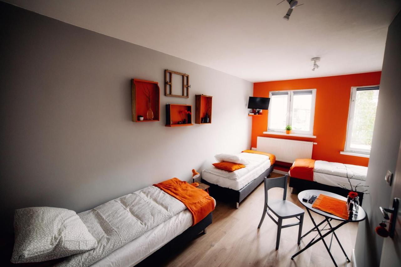 Atmosfera Hotel Zyrardow Bagian luar foto